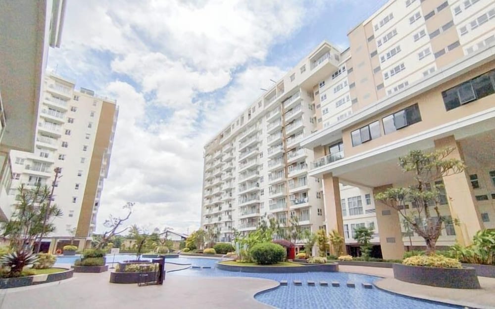 The Modern Classic 2Br With Scenic View At Gateway Pasteur Apartment