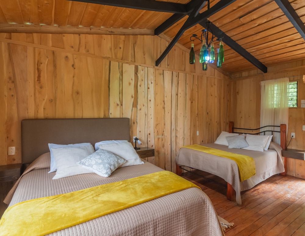 Cedrela Ecolodge