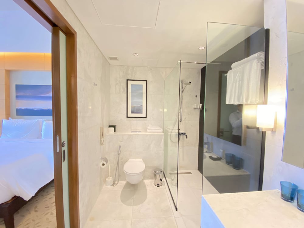 Lux BnB Address Dubai Mall Skyline Views