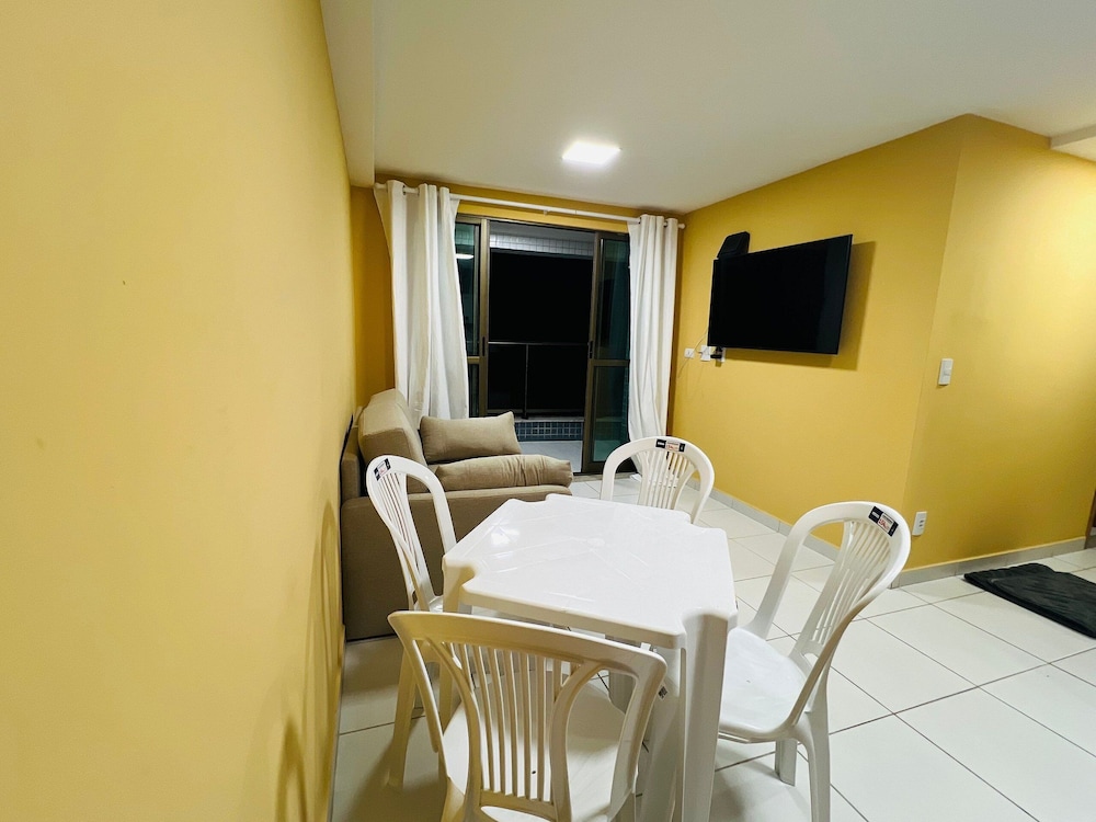 Apto w/ Balcony Beachfront in Boa Viagem Cpf0902