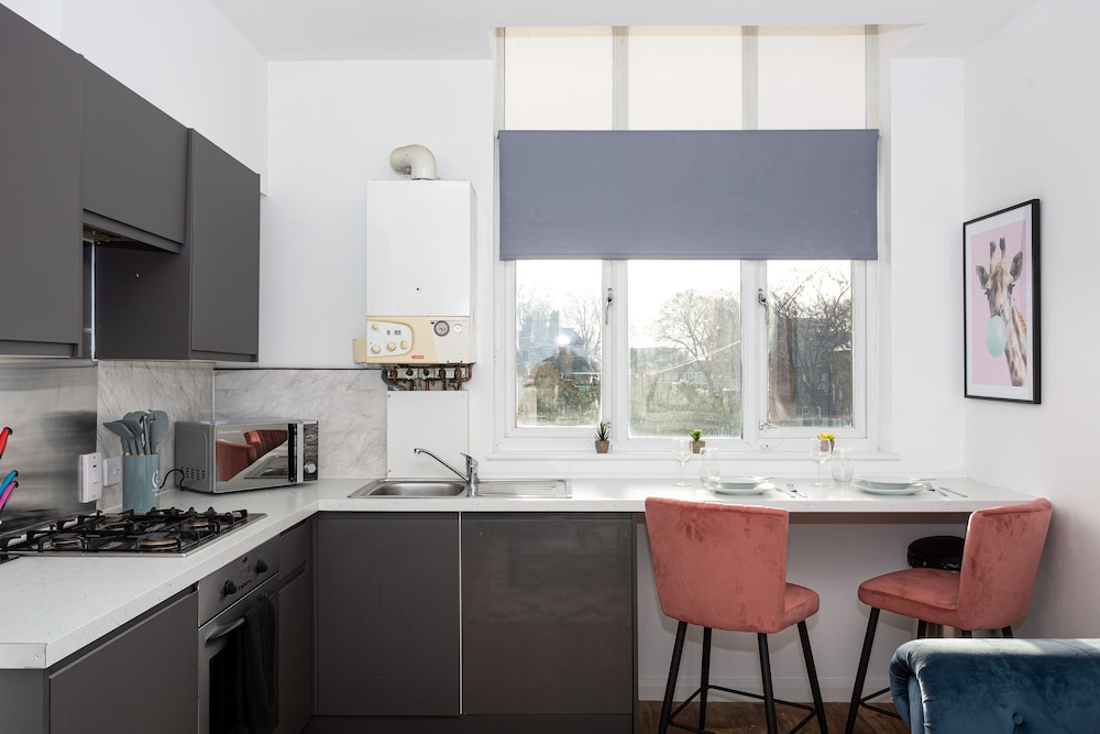 The Central Flat 4 view 5