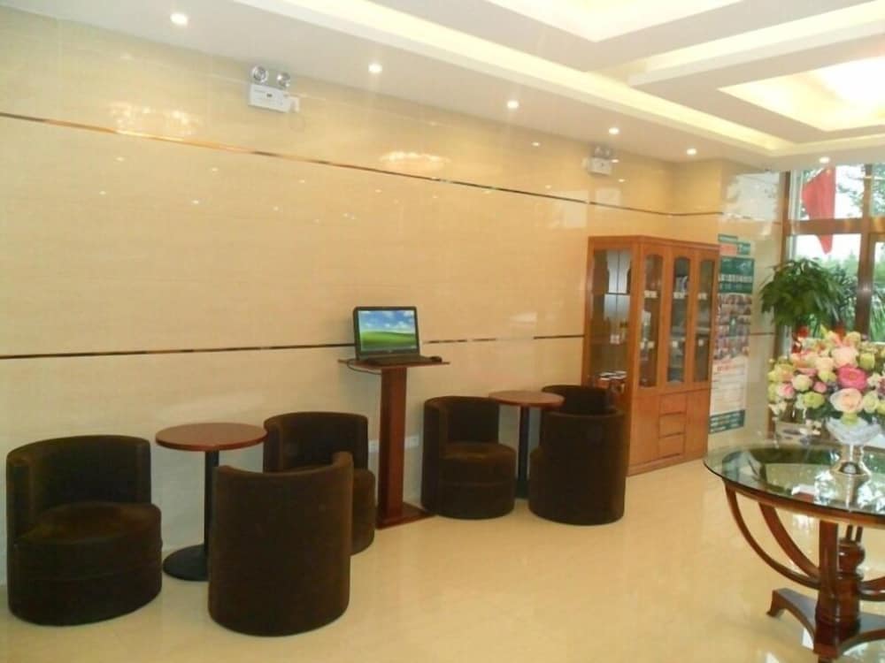 GreenTree Inn Tianjin Wuqing Jingbin Industrial Park Chengwang Road Express Hotel