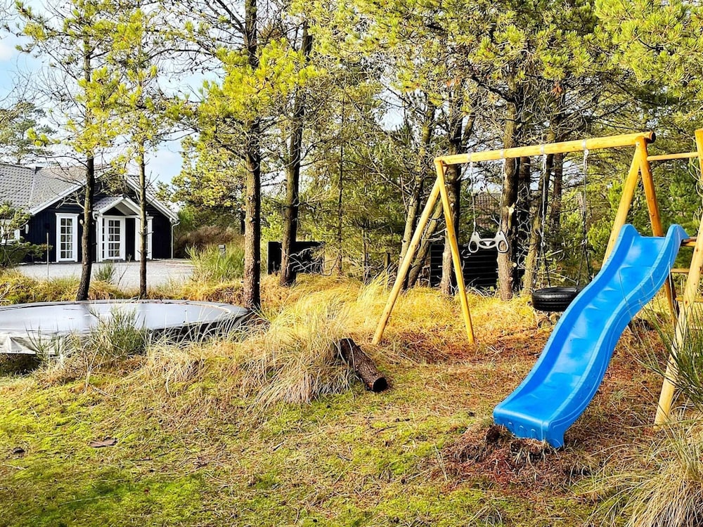 8 Person Holiday Home in Blavand view 3
