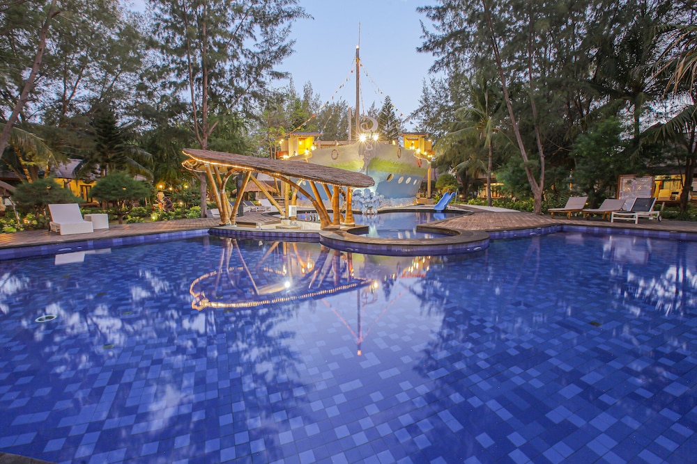 Jambuluwuk Oceano Resort Gili Trawangan