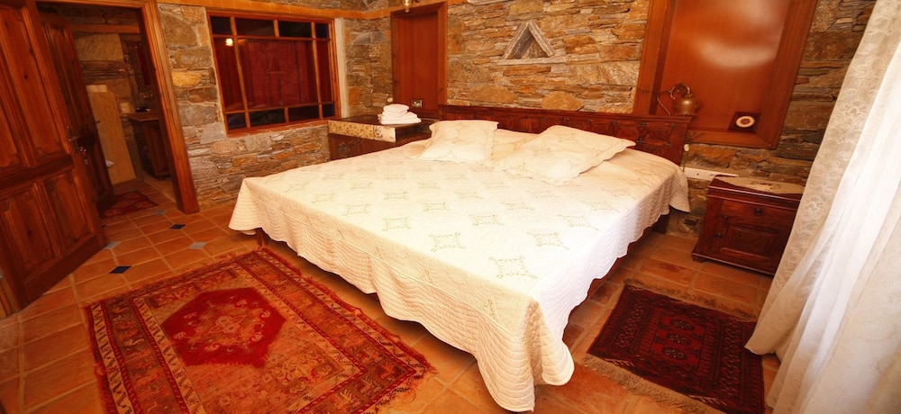 Efes Konaklari