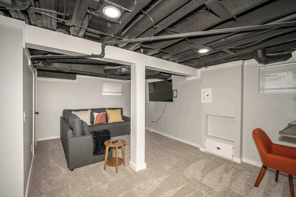 Modern Cincy Home - For 6