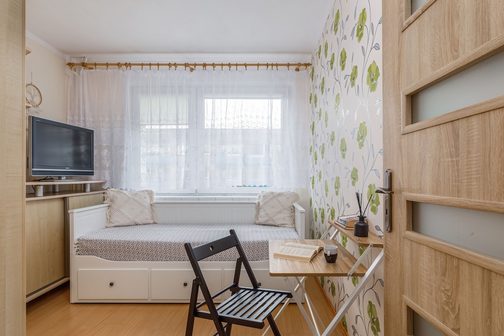 Family Apartment Gierczak by Renters view 2