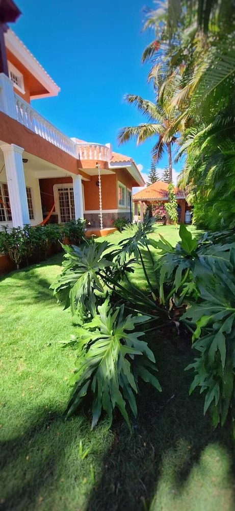 9th Hole Villa