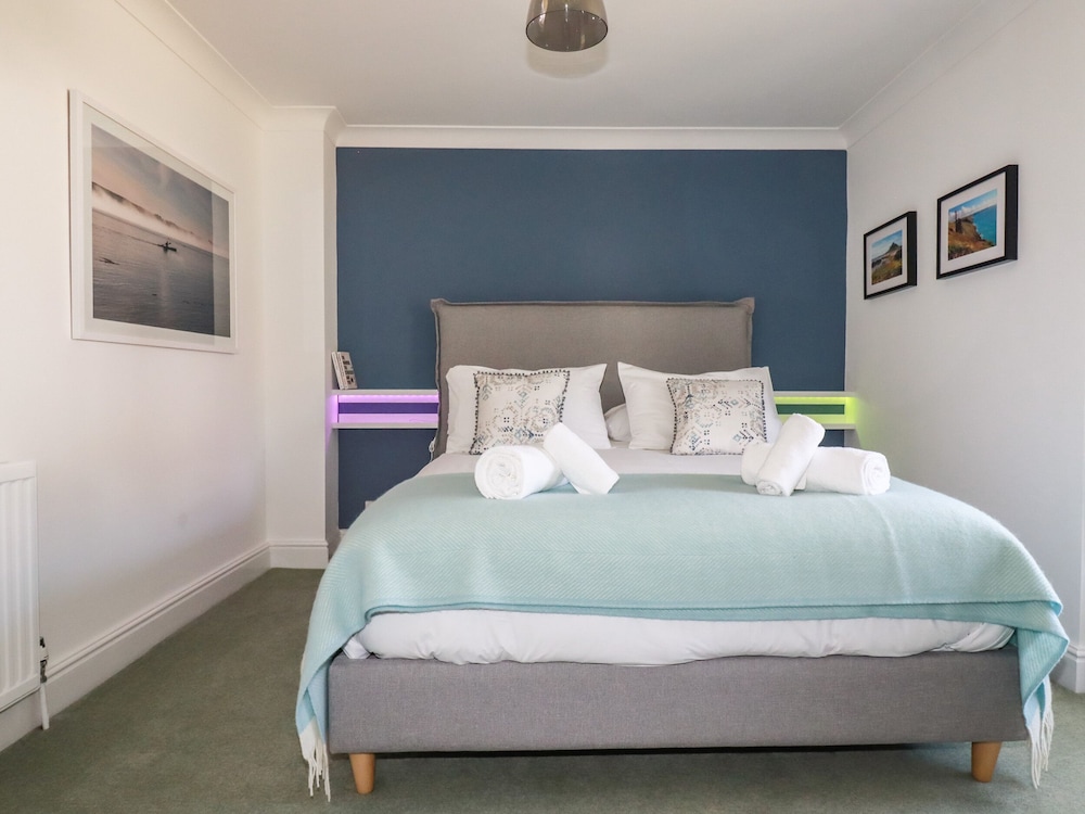 Newquay Tamarisk Lodge on the Gannel
