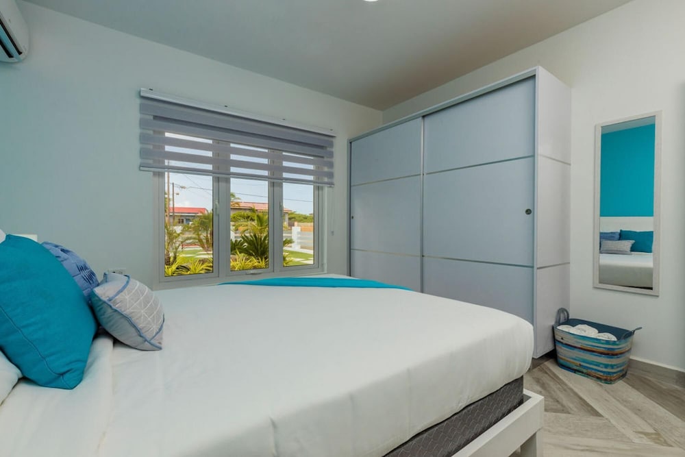 Brand NEW 3BR 2BA Villa With Amazing Amenities