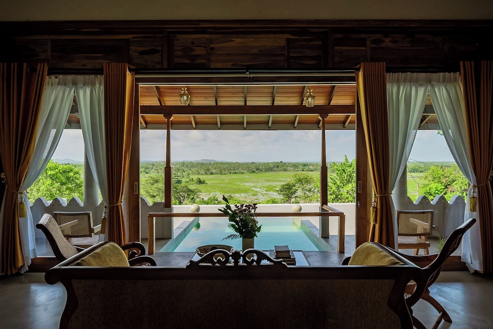 Villa Monkey House