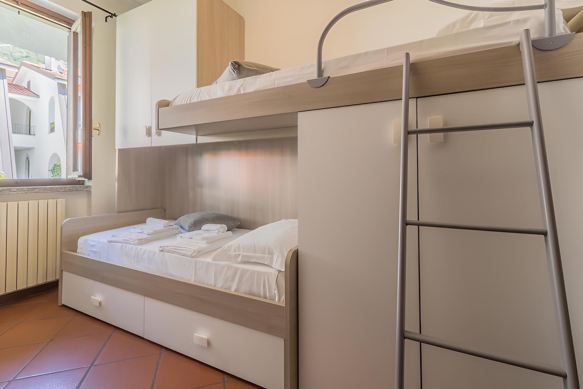 Honey Lake House in Lierna photo 2