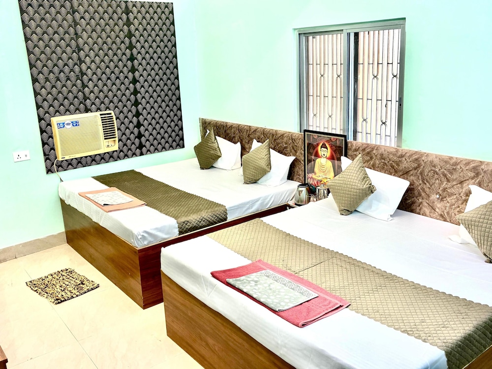 Atharv hotel