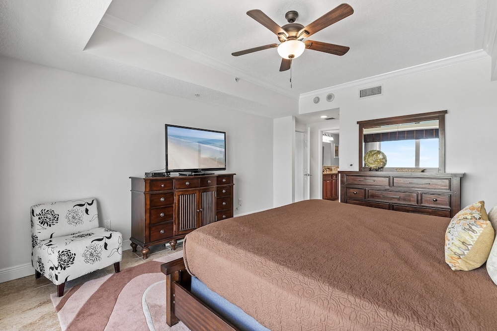 Sanibel 1104
