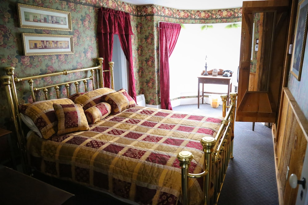 Plymouth Vacations - Salt Ash Inn - Property Image 34