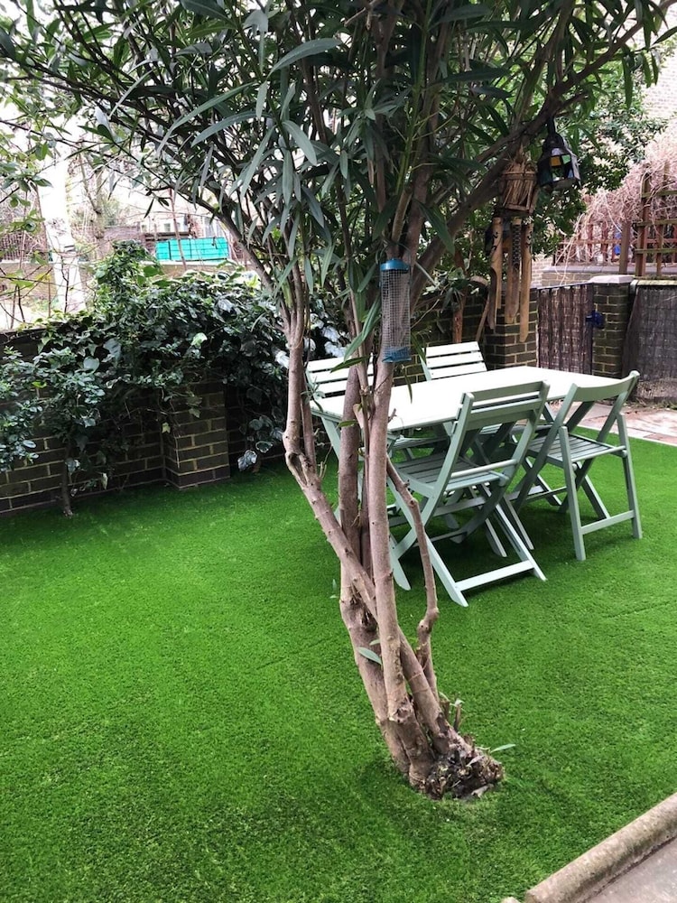 Lovely 2 Bedroom Apartment With Garden, South Bank Westminster