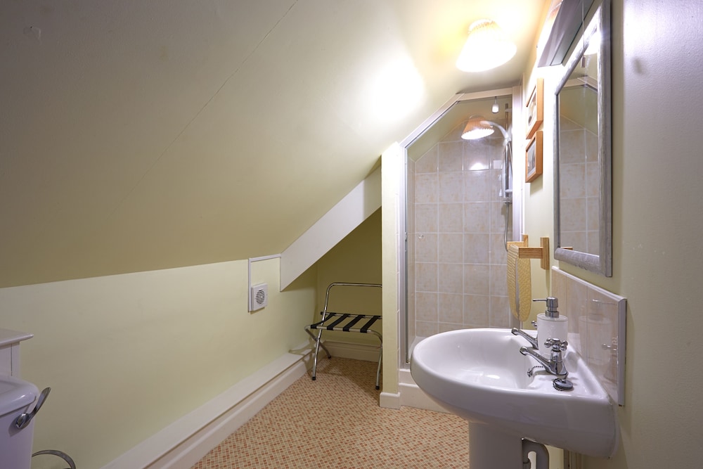 Strawberry Cottage B&B