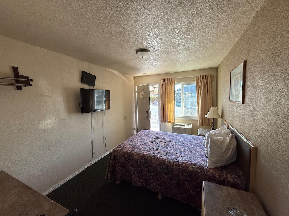 Discovery Inn Near Six Flags Vallejo Napa Valley CA