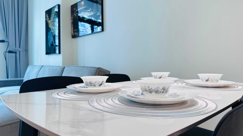OYO HOME 1457 Premium 1bed Apartment In