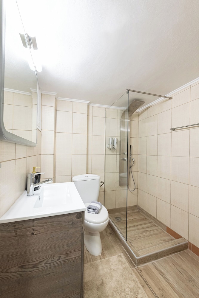 Porto Sea View Apartments - A. Svolou 22