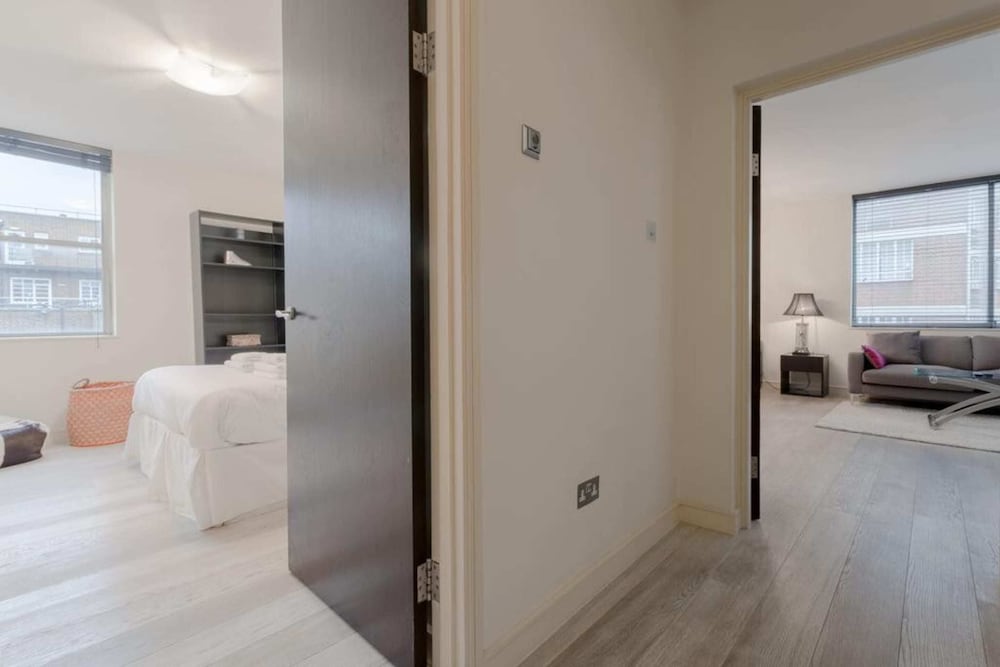 Incredible, Modern Apartment in South Kensington