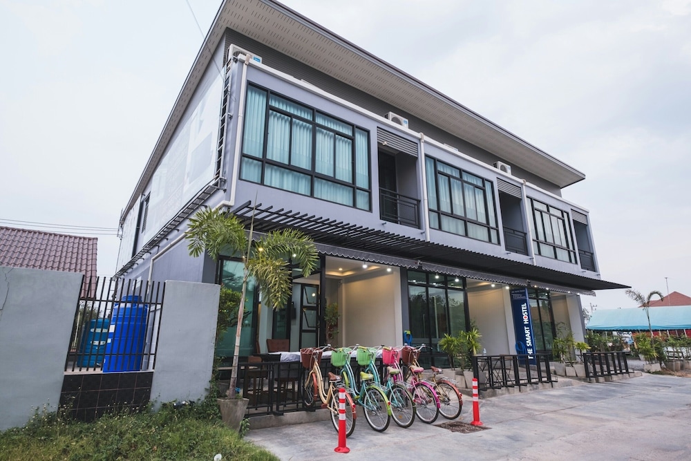 The Smart Hostel
