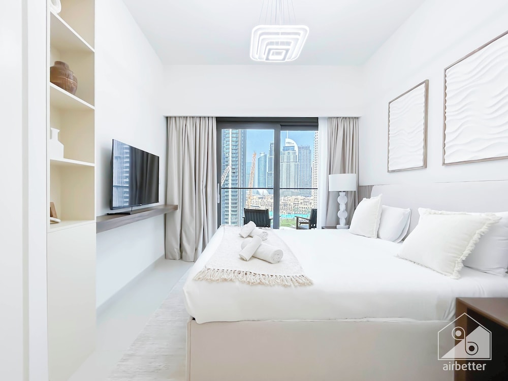 Exclusive Burj Crown 4b Balcony Burj Khalifa View