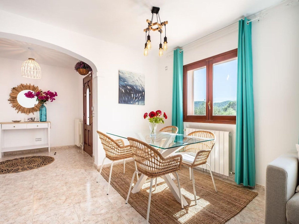 Attractive Villa With Private Pool
