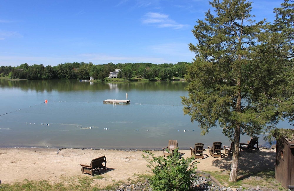 Peaceful Lakefront Cabin In The Catskills 3 Bedroom Cabin