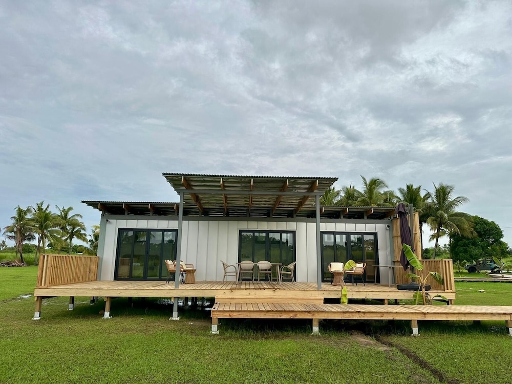 Selah Fiji