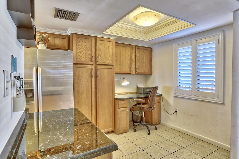 Land's End 5-302 Gulf-bay Front - Premier