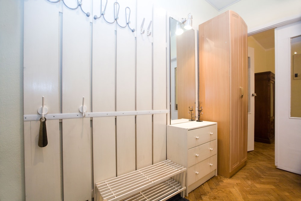 Kvart Boutique Kiyevskiy
