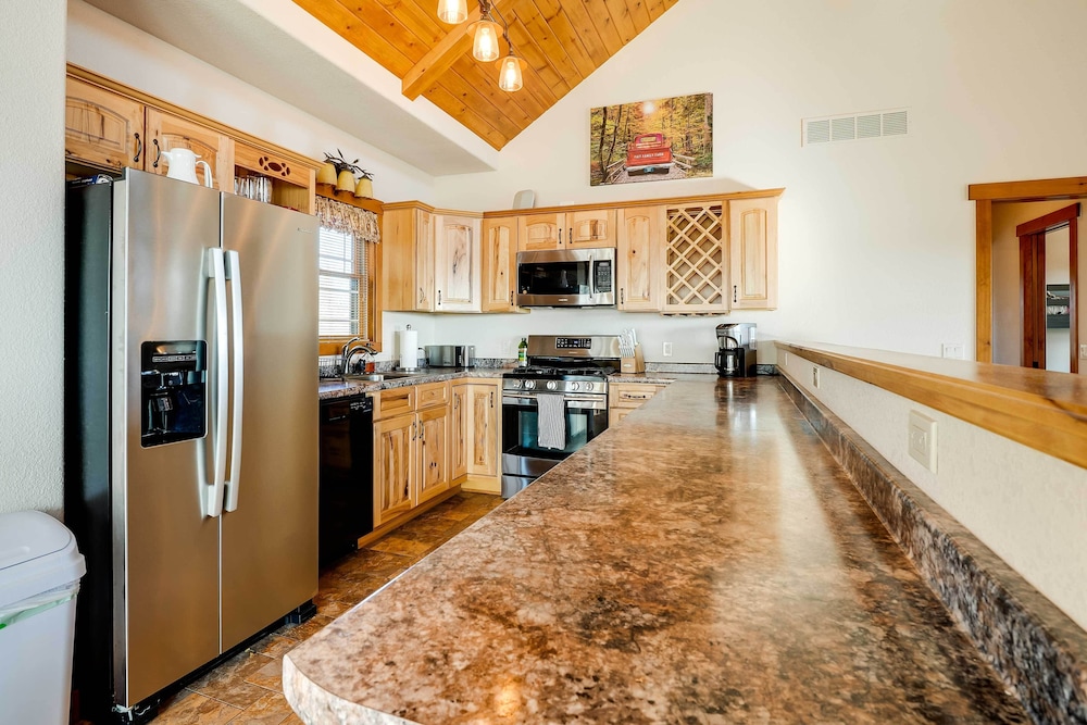 Water-view Home Half Mile to Table Rock Lake view 4