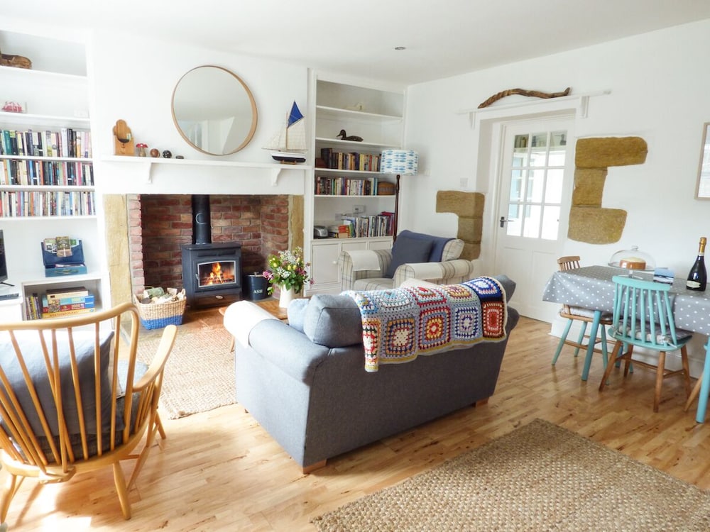 Corner Cottage