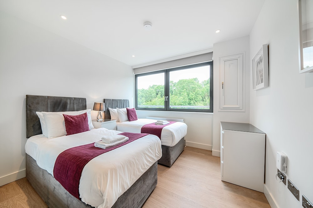 Roomspace Apartments - Oasis Way