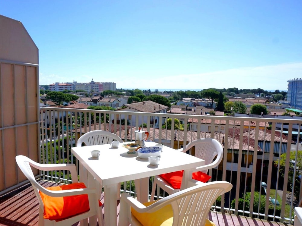 Apartment in Caorle Near Sandy Beaches