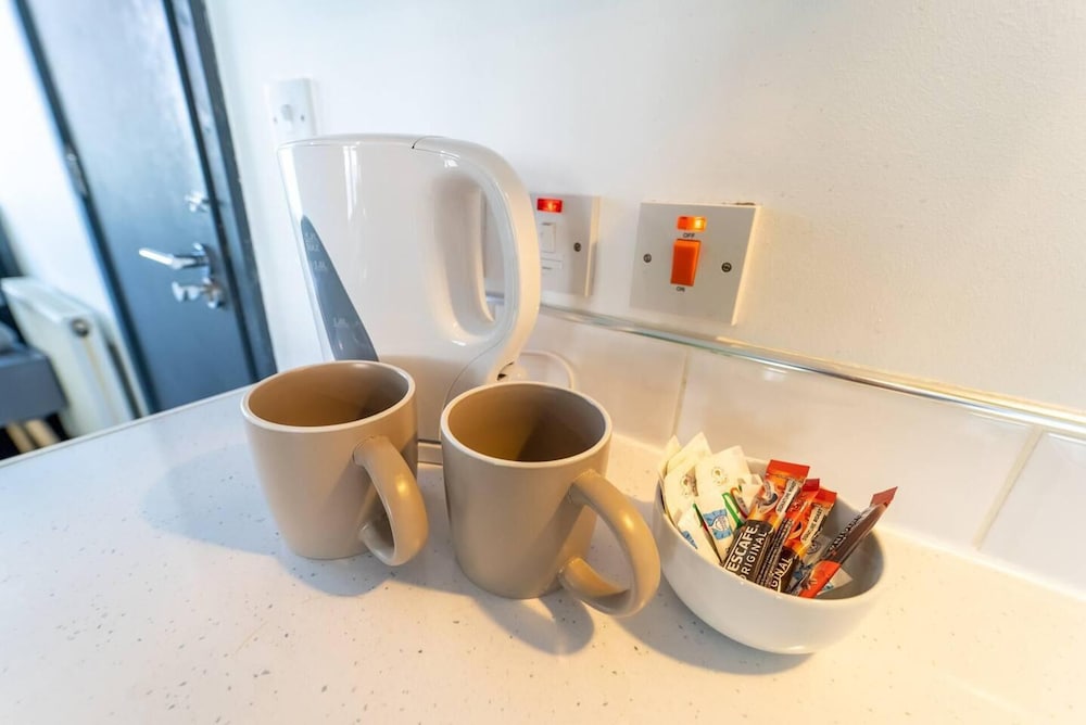 Cosy Spacious Studio Available view 4