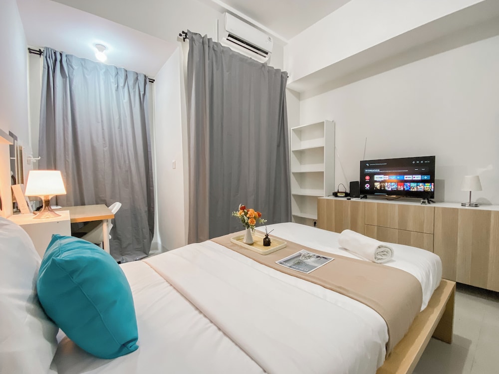 Relaxing And Simply Studio Vasanta Innopark Apartment