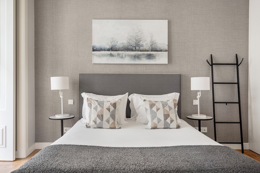 Trendy Chiado Flat