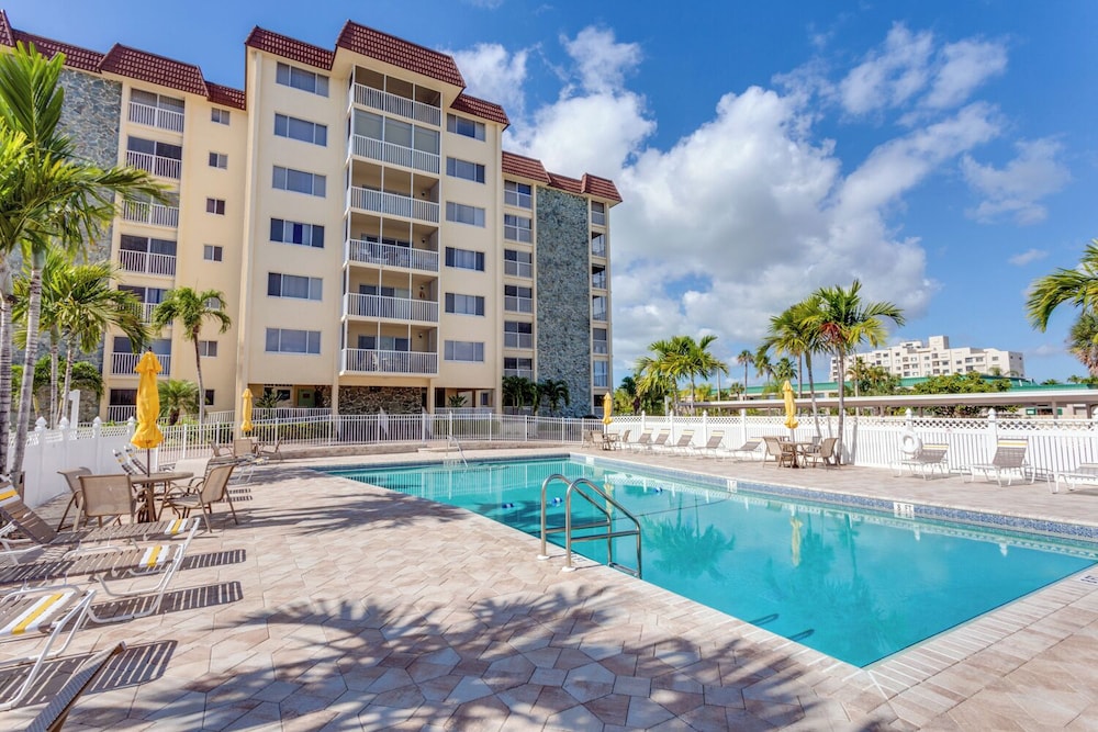 Sand Caper 509 by Distinctive Beach Rentals view 2