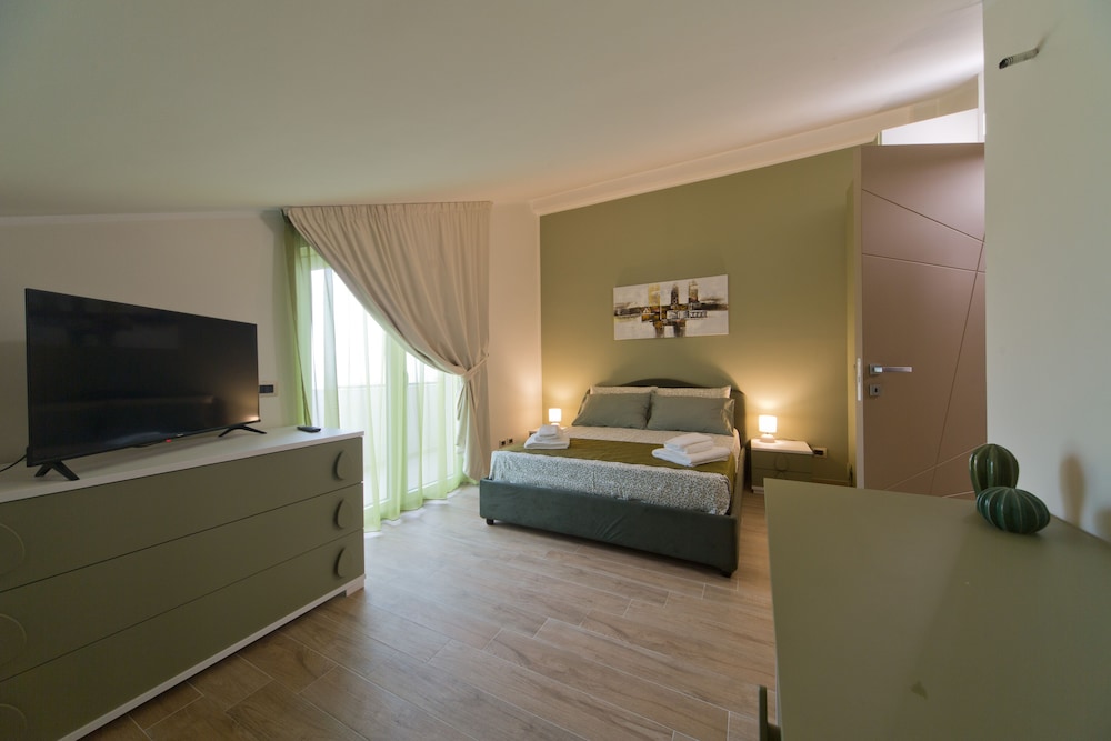 Slow Chic Apartment b&b policlinico view 4