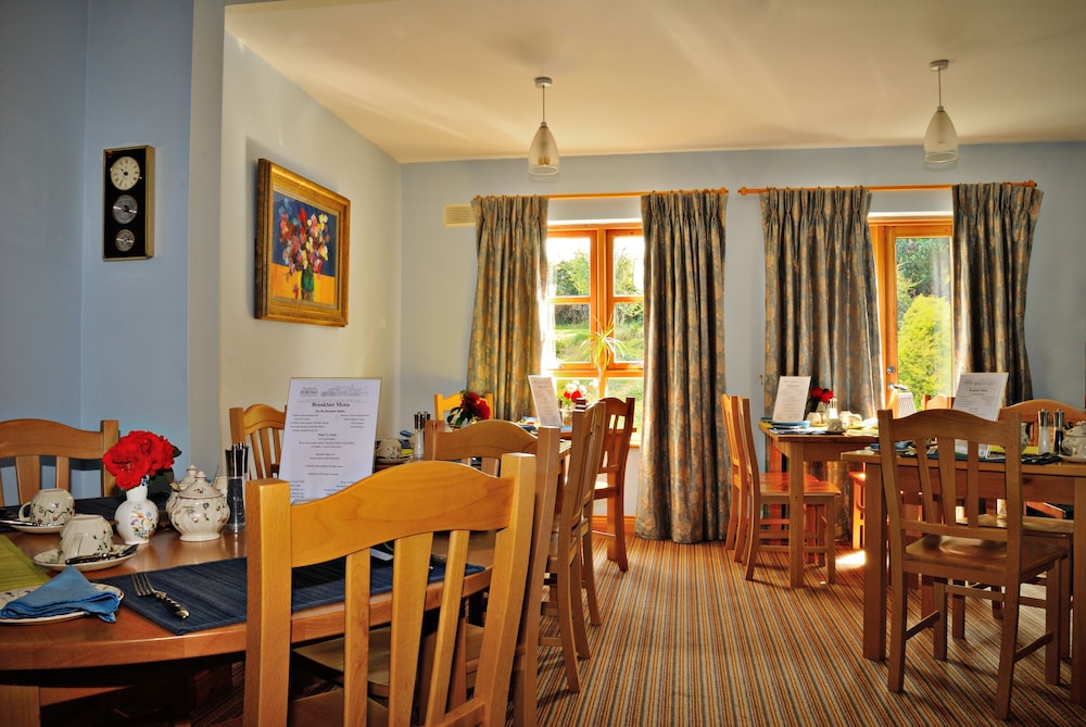 Waterford Vacations - Samuel's Heritage Bed  Breakfast - Property Image 8
