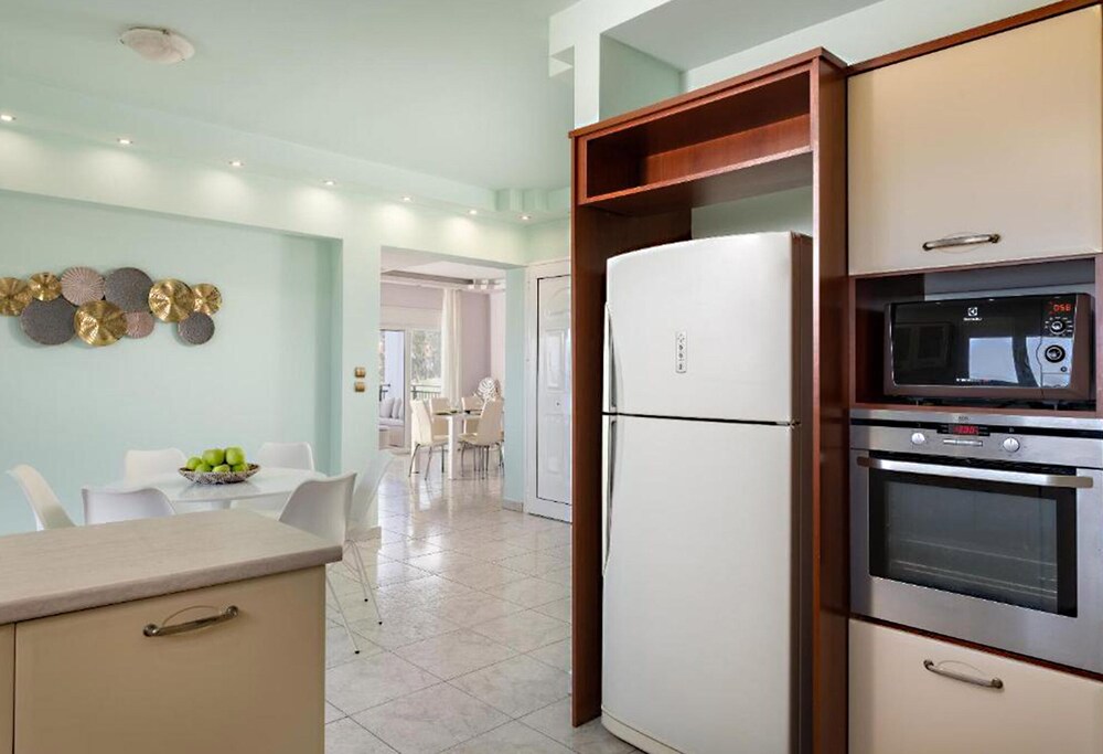 White and Blue Luxury Suites Rhodes