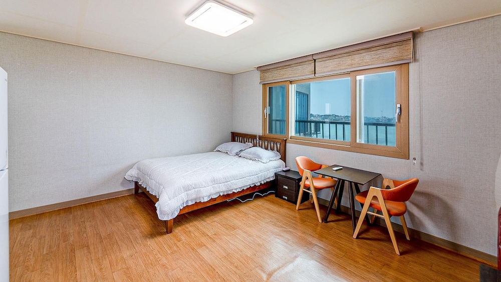 Jeju Woljeongri Pungcha Pension view 2