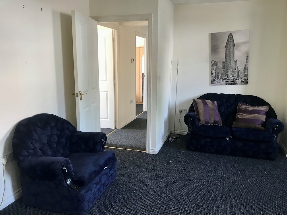 Immaculate 2-bed Apartment in Smethwick