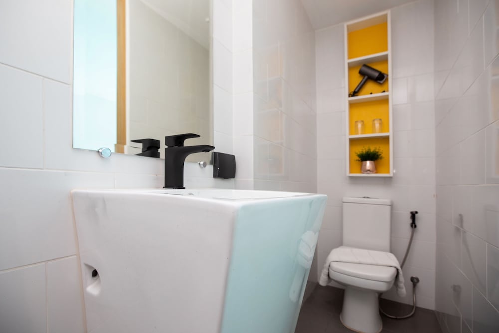 NaiHarn Duplex with Pool View UTL A310