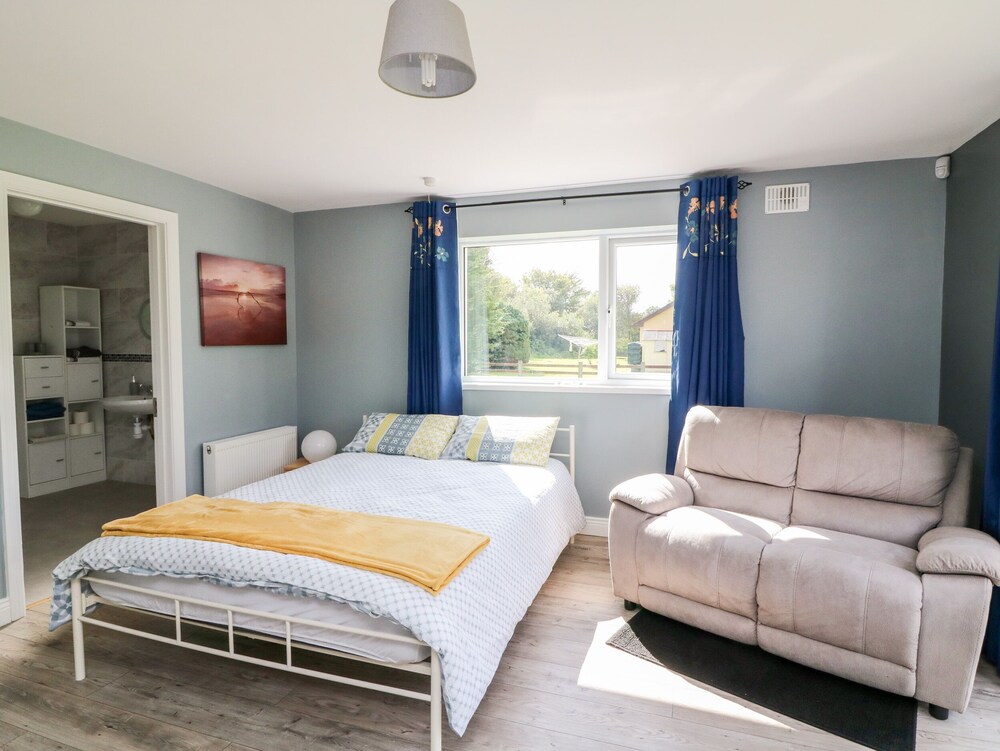 Seachange Annexe
