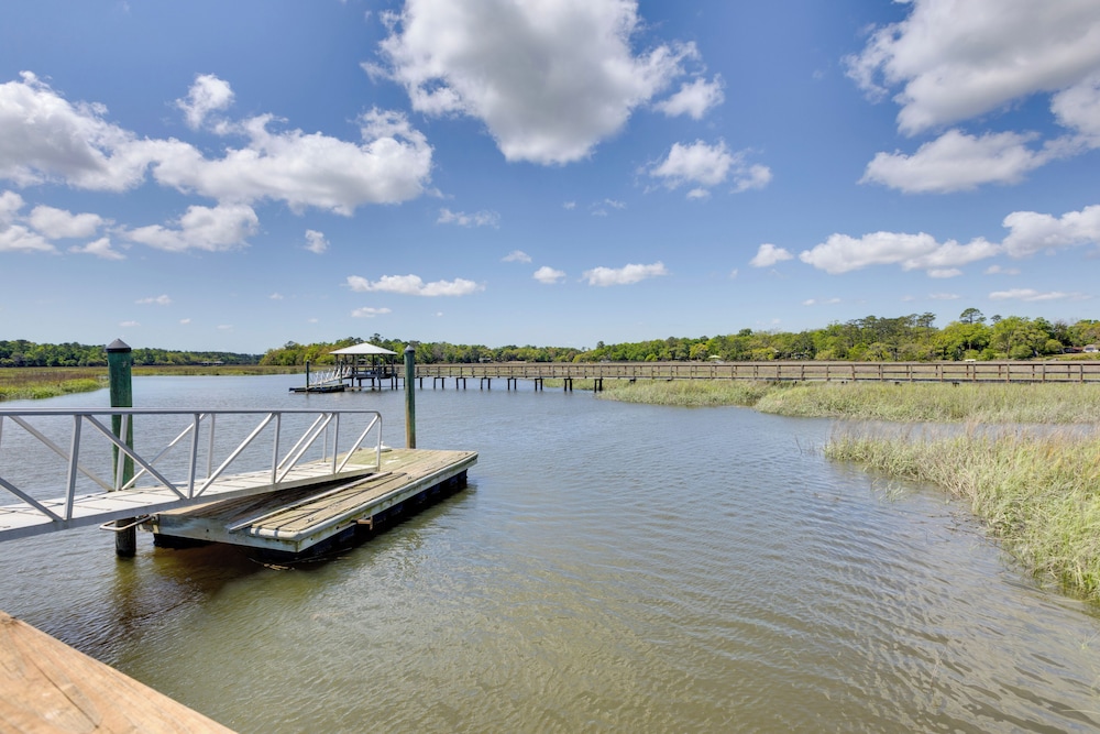 Fish, Boat & Unwind: 'creekside Oasis' in Darien!