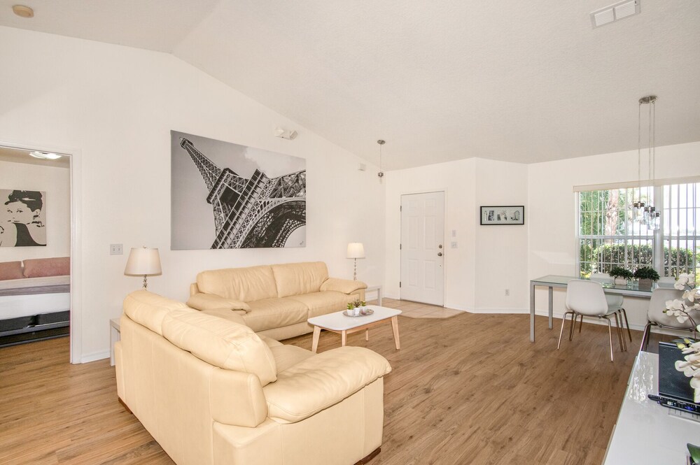 Villa Valk - Comfort - 3 Bedroom view 4