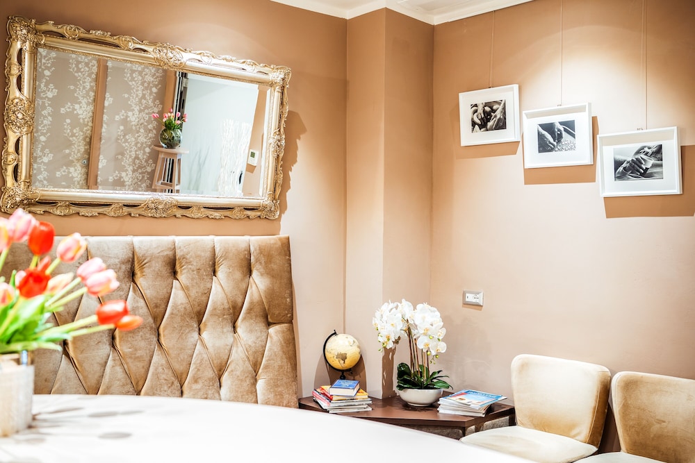 Hotel Centrale - Image 1